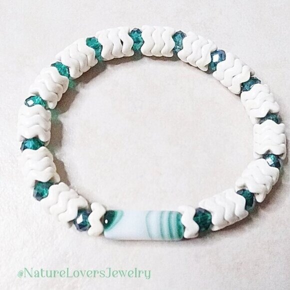 Boho! Teal Green Agate, Crystal & Natural Howlite Stretch Bracelet! 7" Wrists - Picture 1 of 8